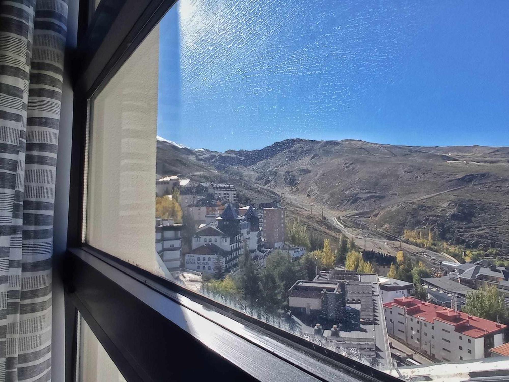 Atico Con Vistas Monte Gorbea Apartamento Serra Nevada Exterior foto